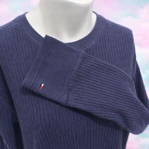 Vintage Tommy Hilfiger Men's Navy Crewneck Sweater L